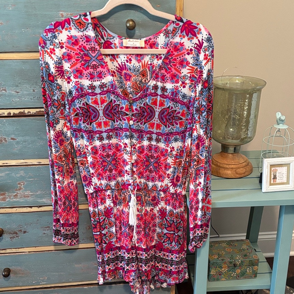Altar'd State Pink Multi Floral V-Neck Long Sleeve romper Sz small